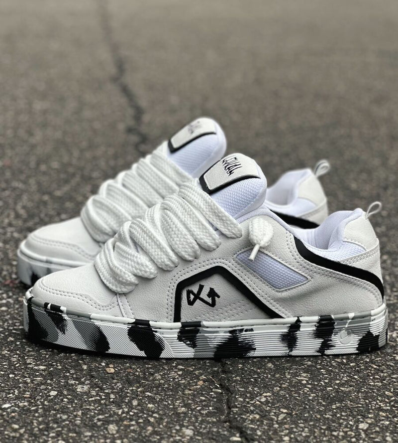 Tesla x Lokal Big Branco Camuflado